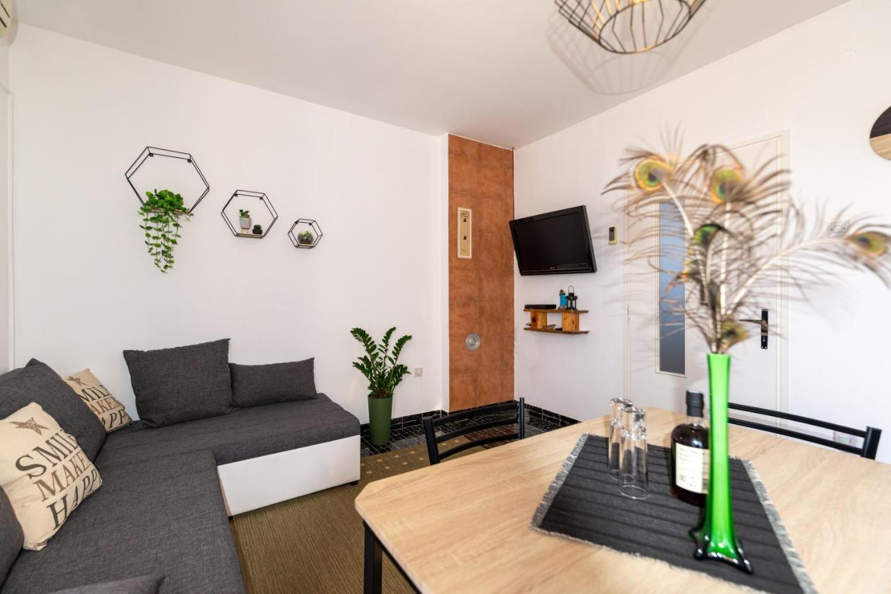 Apartman Nadia *